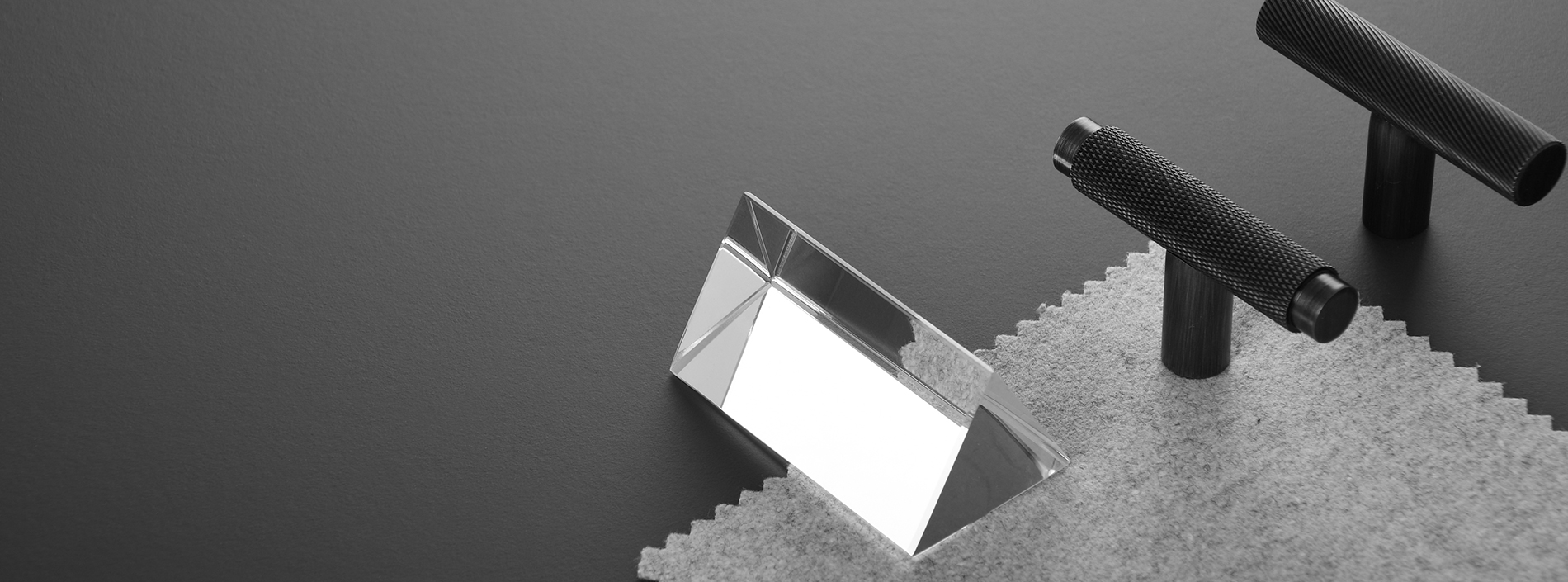 Vita feature card 1900x705