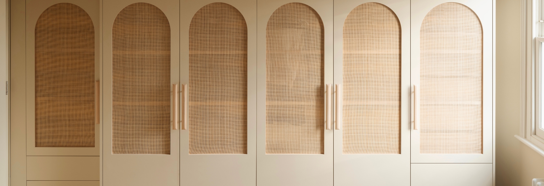 Modern Laminate Wardrobe 1900x650